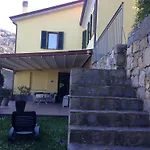 Arianna Hill House
