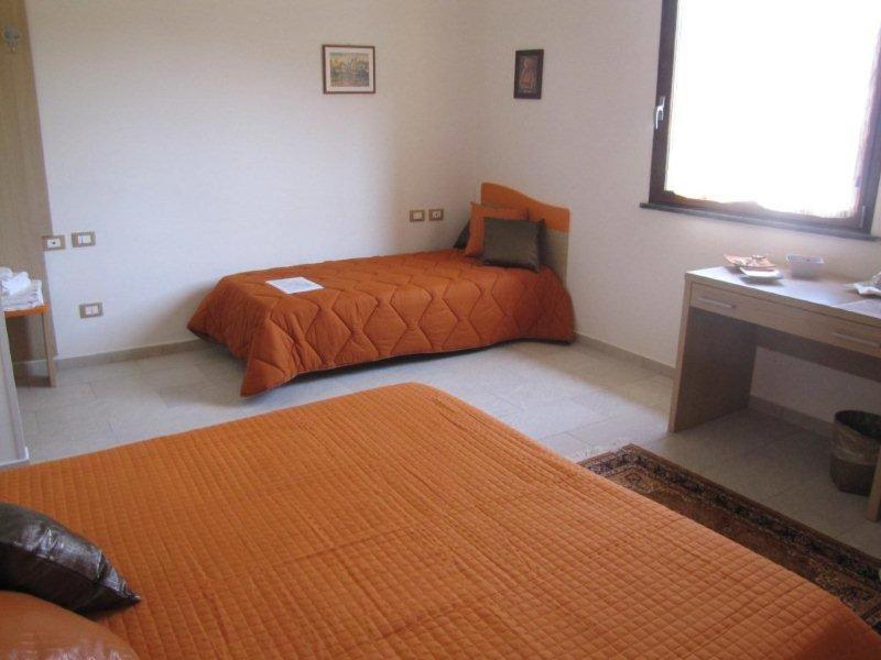 Arianna Hill House Bed & Breakfast